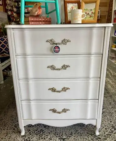 Darling White French Provincial 4-Drawer Dresser