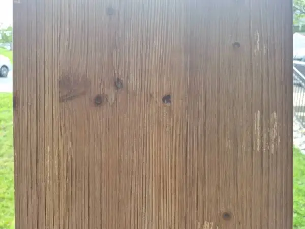 Wooden Plank in Excellent Condition
