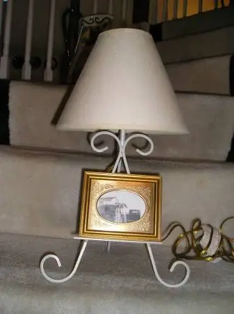 Metal Lamp with Ledge for Pictures