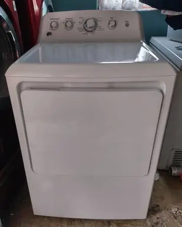ELECTRIC DRYER GE EXTRA LARGE CAPACITY NEWER MODEL