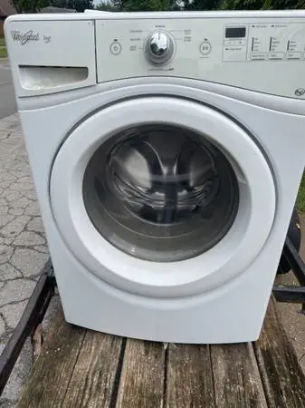 Whirlpool 3.7 super cap front load washer