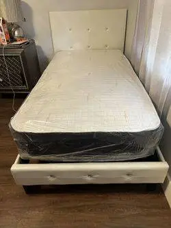 Twin mattress