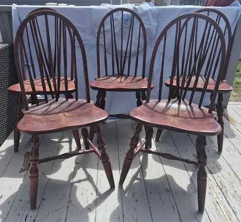 5 Antique Nichols & Stone Bow Back/Saddle Seat Colonial Windsor Chairs