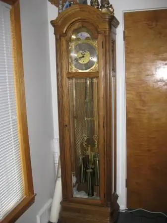 Colonial of Zeelend Grandfather clock