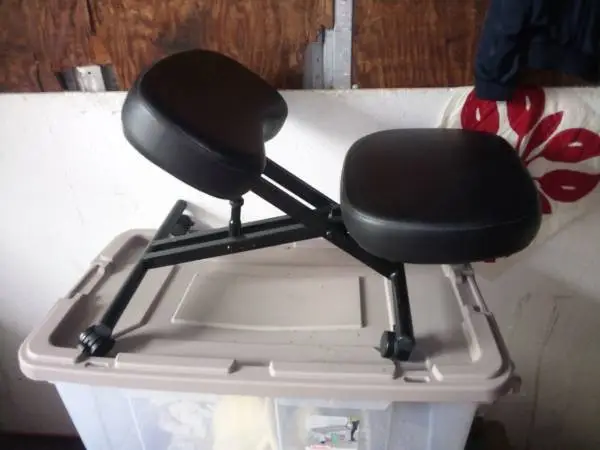 adjustable black vinyl Kneeling chair bench stool