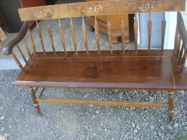 wooden bench