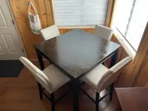 Dining Table & Chairs