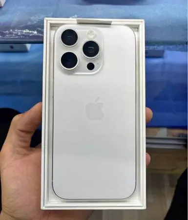 IPhone 16 Pro Unlocked 10/10
