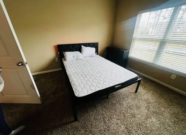 Full mattress