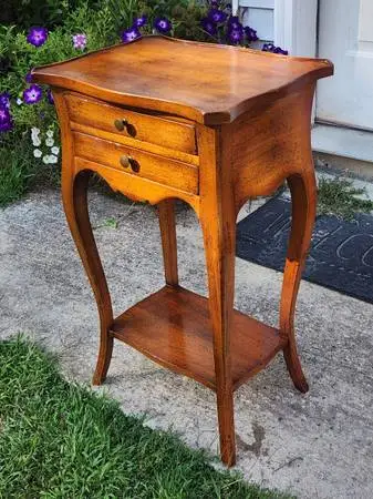 Louis XV Style Carved Wooden Night Stand/End Table