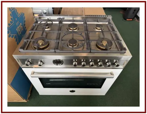 Bertazzoni – 36″ Professional Series range Gas oven Natursl Gas-Wh