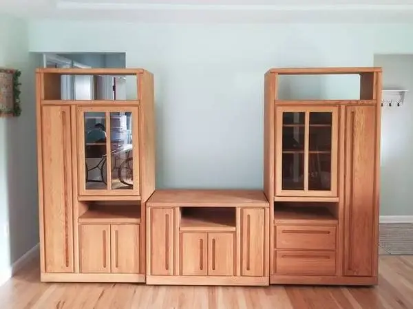 *OAK ENTERTAINMENT CENTER on Wheels