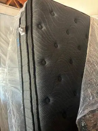 Twin, Full, Queen and King Beds ( Light used and NEW ! )