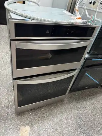 WHIRLPOOL STAINLESS MICROWAVE OVEN COMBO