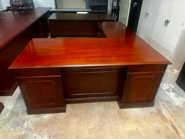 OFFICE DESK L-SHAPE TRADITIONAL DESK
