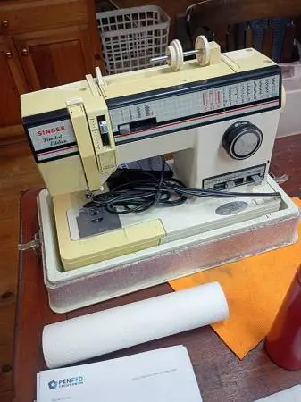 Sewing machine, Singer