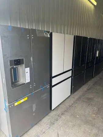 Refrigerator for Sale – Clean – Delivery Available