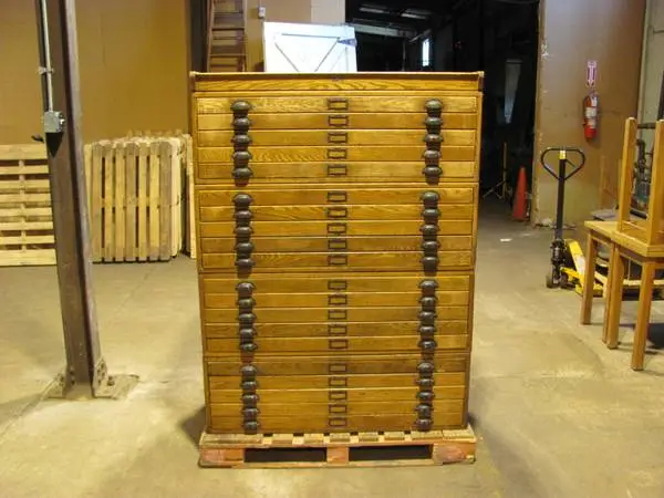 Vintage Dietzgen wood 20 drawer flat file files cabinet 45.5 x 34.5