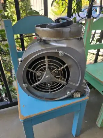 Wolf 600 CFM Internal Blower – Model 822727 – Excellent Condition