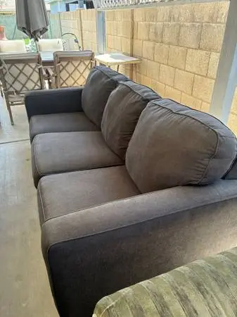 Couch - Nice - Good Shape