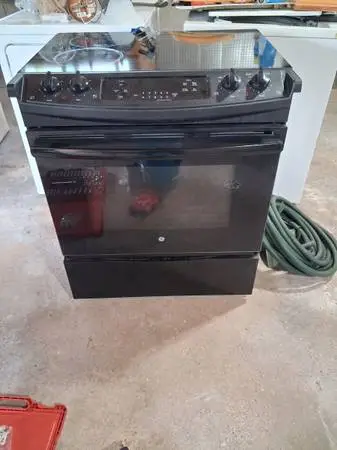 GE slide in radiant stove