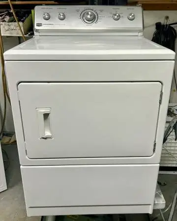 Maytag - Commercial Technology Dryer 7 Cu. Ft. Capacity, 15 Dry Cycles