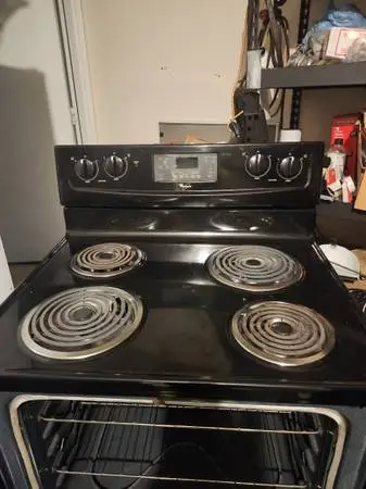 WHIRLPOOL ELECTRIC STOVE