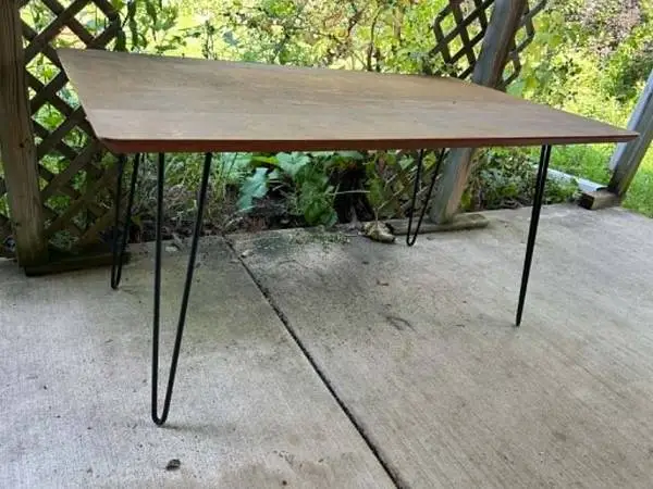 Contemporary Table