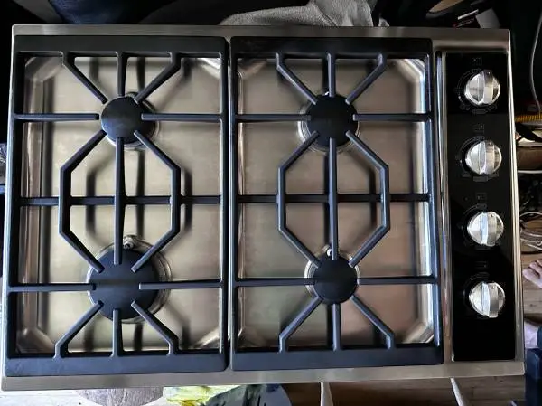 30 INCH WOLF COOKTOP