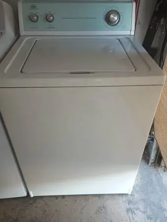 Dependable WHIRLPOOL Roper large capacity washer, working great