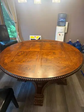 Kitchen table