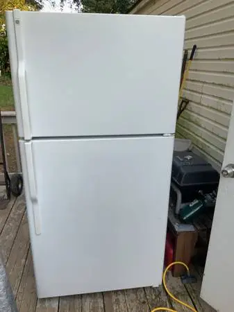 GE fridge