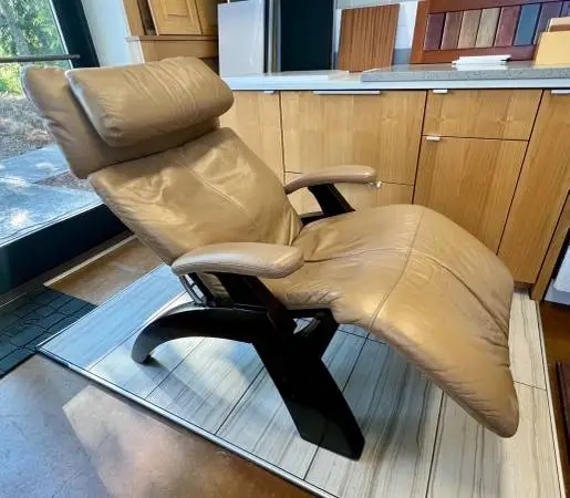 Zero Gravity Perfect Chair by Human Touch. MSRP $3,500! Excellent!!