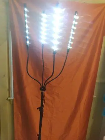 Multi Purpose 5-Flexible Arms LED Tripod Light Stand