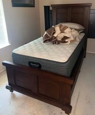 Heavy Duty Twin Bed, Mattresses Like New