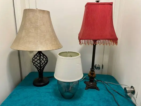 LAMPS, ONE METAL, ONE GLASS, ONE METAL & GLASS