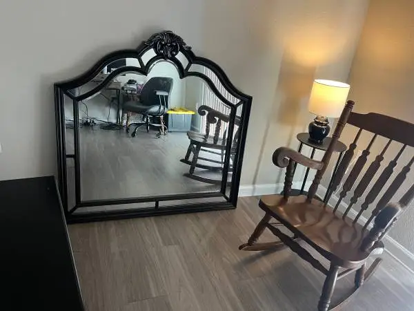 Beautiful Dresser with Mirror set
