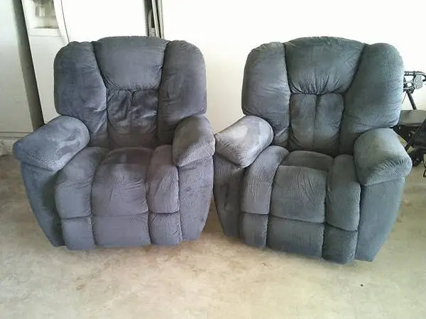 LAZY-BOY ROCKER RECLINERS TWO BLUE NO RIPS OR TERROR NO SMOKERS NICE