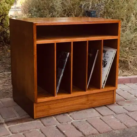 Excellent condition Vintage teak Danish Modern MCM LP Record Credenza