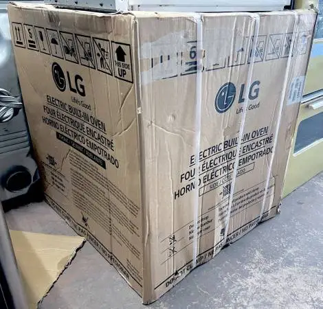 LG Single Wall Oven LWS3063ST,Convection, Stainless New Open Box