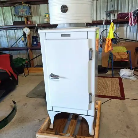 Vintage GE Refrigerator: