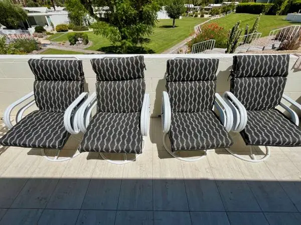 Mid Century Modern Patio Dining Chairs (4)