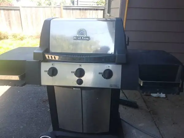 Signet Broil King Gas Grill