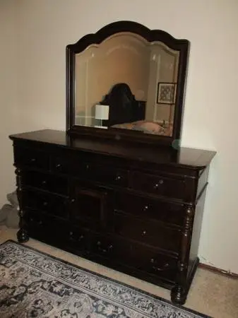 Queen Bedroom 5 piece set, Dresser, Chest, Headboard, Stands