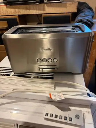 Brand new Breville bagel toaster