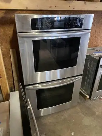 SS Thermador Double Electric Curved Front Wall Oven Model#CM302ZS Used