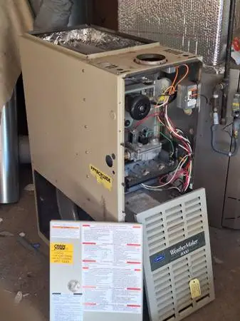 WEATHER MAKER 8000 HOME FURNACE - WORKS PERFECTLY