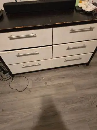 Dresser used
