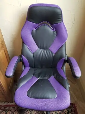 Purple Rolling Office Chair