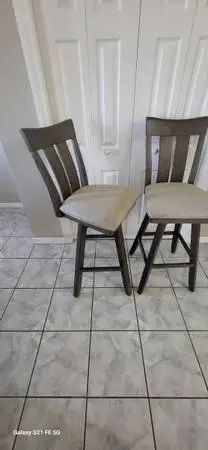 Set of 2  30 Swivel Bar Stools